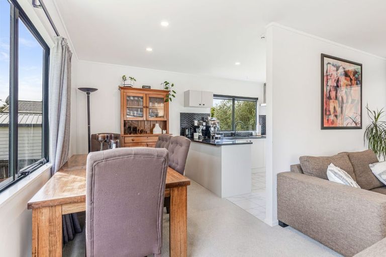 Photo of property in 34b Ranui Station Road, Ranui, Auckland, 0612