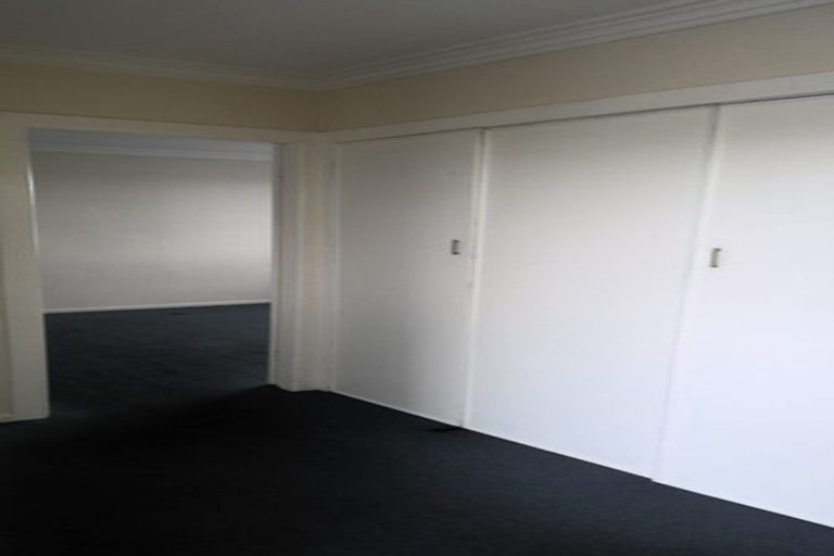 Photo of property in 53 Great South Road, Papakura, 2110
