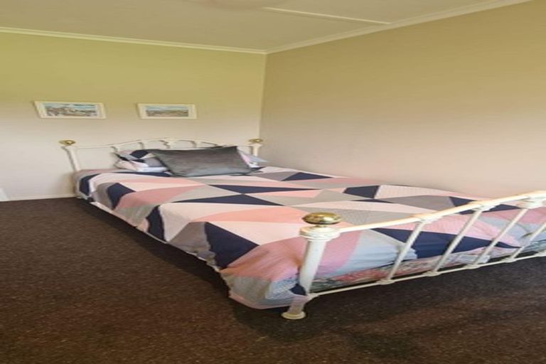 Photo of property in 1/193 Racecourse Road, Cambridge, 3493