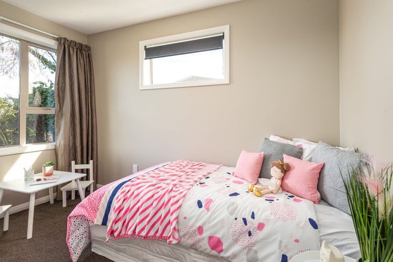 Photo of property in 9 Hurst Place, Parklands, Christchurch, 8083