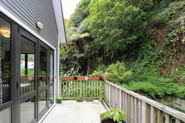 Photo of property in 10/162u Aro Street, Aro Valley, Wellington, 6021