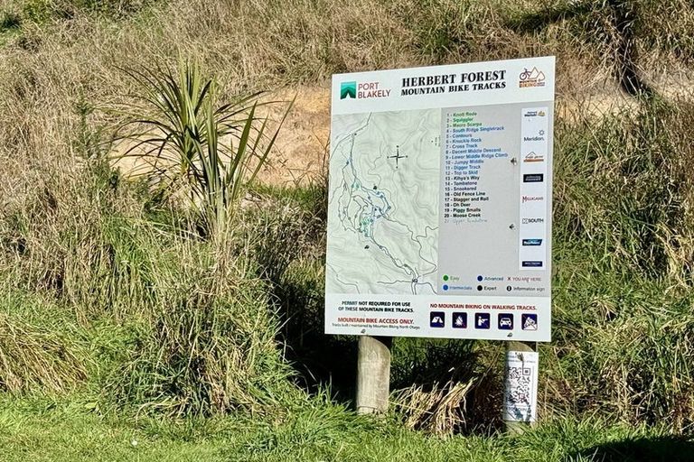 Photo of property in 1/22 Reid Road, Herbert, Oamaru, 9495