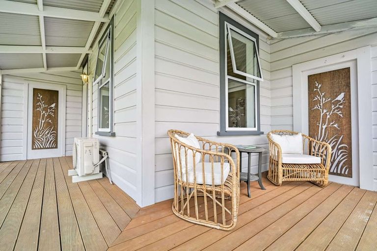 Photo of property in 56 Tapairu Road, Waipawa, 4275