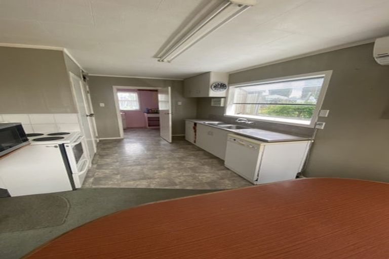 Photo of property in 4 Clyde Street, Tokoroa, 3420