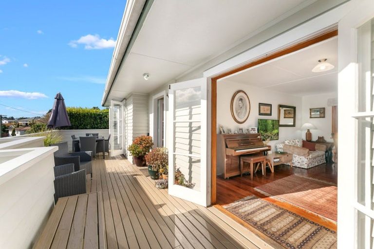 Photo of property in 22 Humber Crescent, Gate Pa, Tauranga, 3112