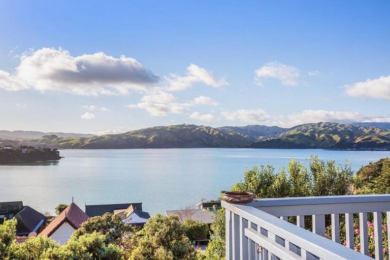 Photo of property in 28 Leeward Drive, Whitby, Porirua, 5024