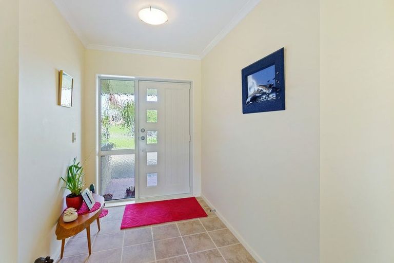 Photo of property in 22 Ludlam Way, Otaki, 5512