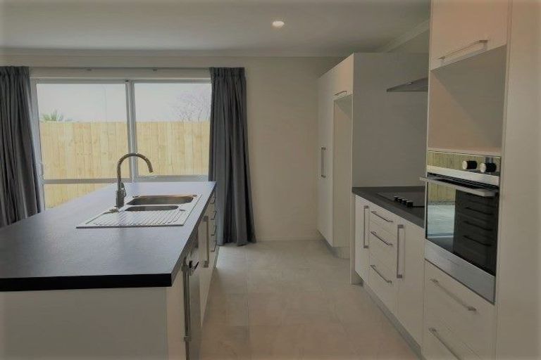Photo of property in 172 Waikite Road, Welcome Bay, Tauranga, 3175