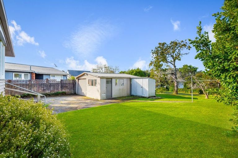 Photo of property in 28 O'donn Avenue, Beach Haven, Auckland, 0626