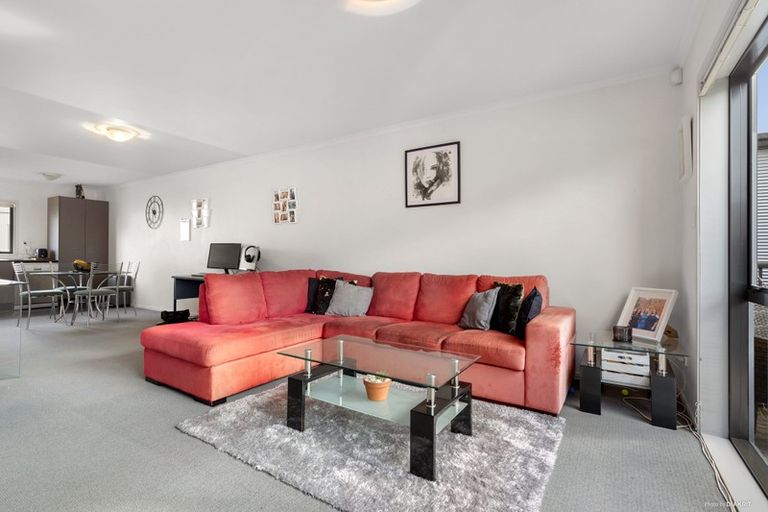 Photo of property in St Claire Village, 191/172 Mcleod Road, Te Atatu South, Auckland, 0610