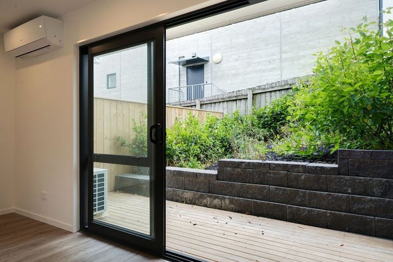 Photo of property in 2 Ba Lane, Ranui, 0612