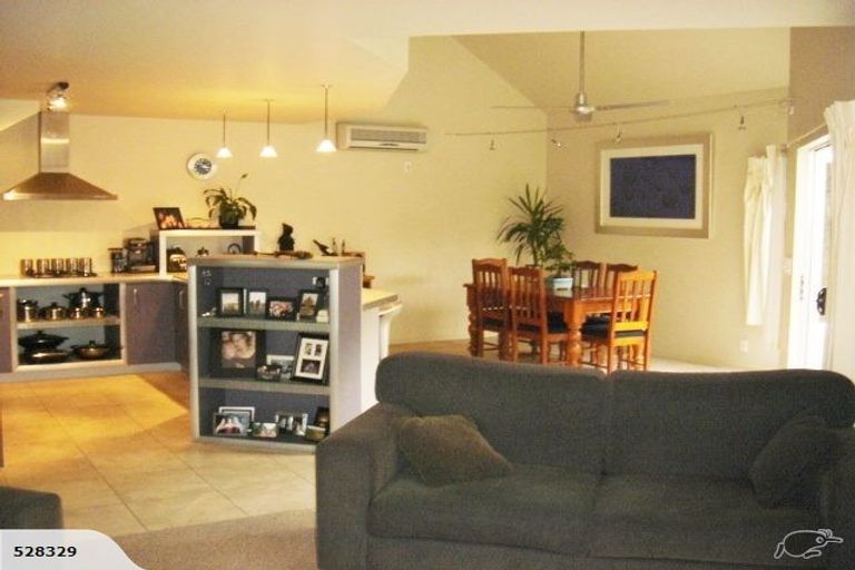 Photo of property in 35a Pukekura Place, Taradale, Napier, 4112