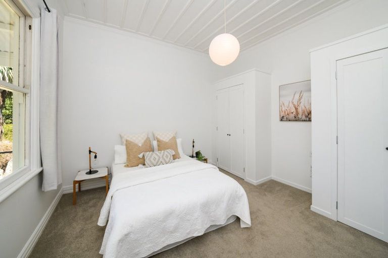 Photo of property in 31 Dunk Place, Milson, Palmerston North, 4414