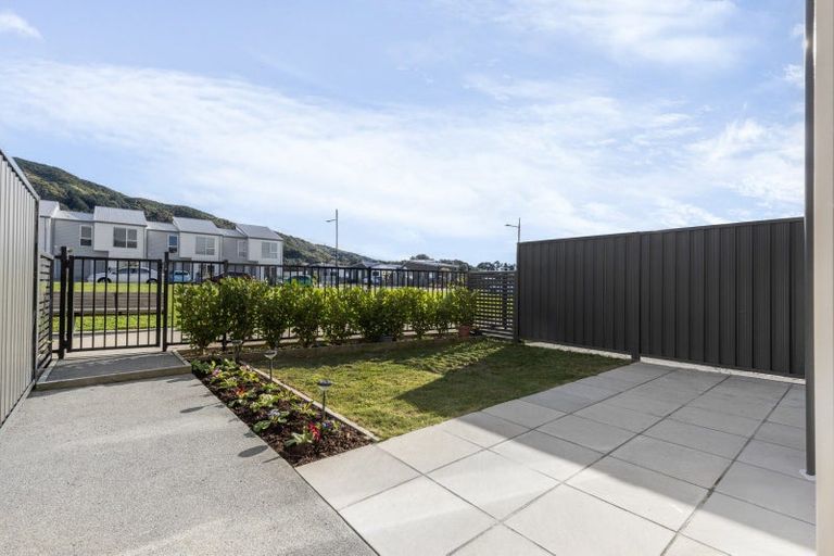 Photo of property in 6 Tokitoki Way, Kenepuru, Porirua, 5022