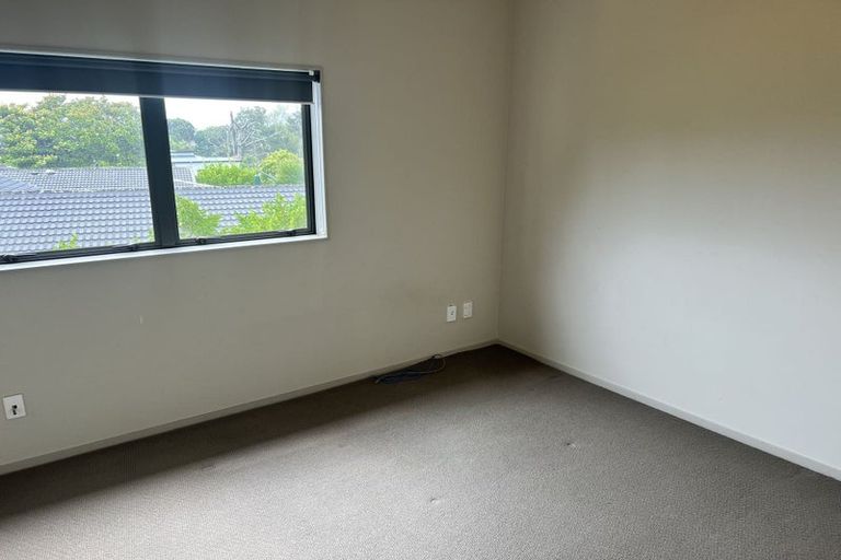 Photo of property in 12/46 Carlos Drive, Flat Bush, Auckland, 2016