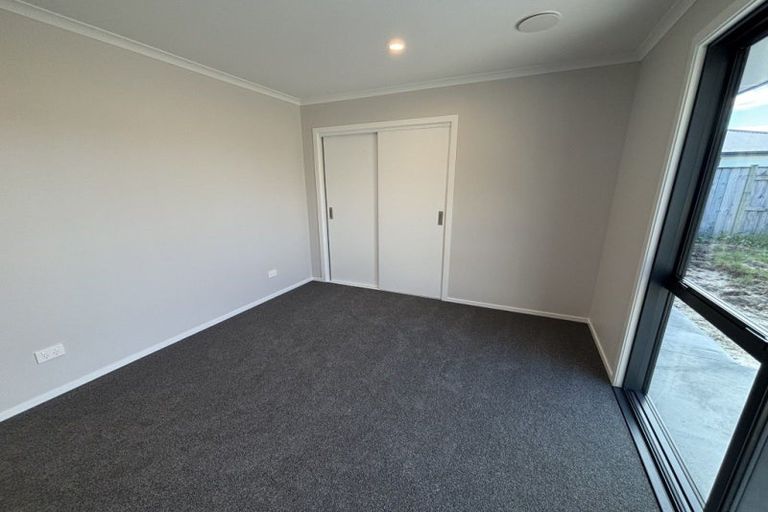 Photo of property in 13 Corrib Grove, Milson, Palmerston North, 4414