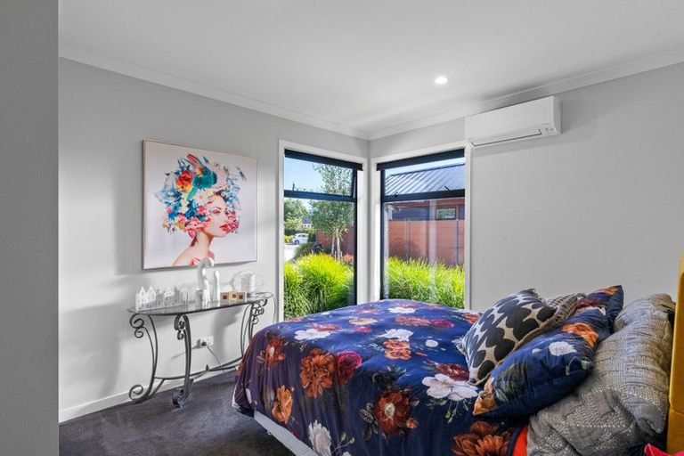 Photo of property in 7 Phoenix Palms Grove, Levin, 5510