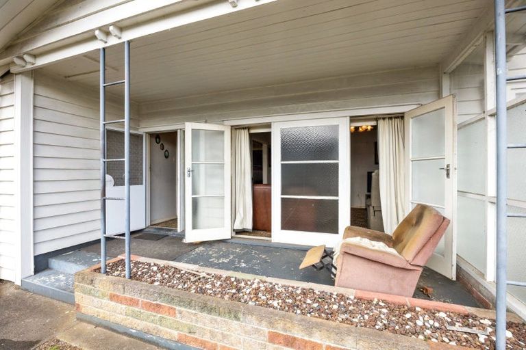 Photo of property in 1 Livingstone Avenue, Nawton, Hamilton, 3200