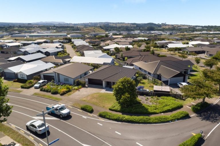 Photo of property in 112 Kennedy Road, Pyes Pa, Tauranga, 3112