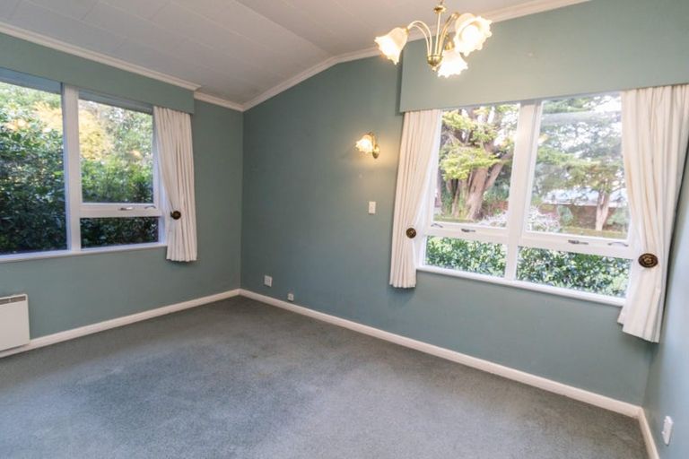 Photo of property in 395 Fergusson Drive, Heretaunga, Upper Hutt, 5018