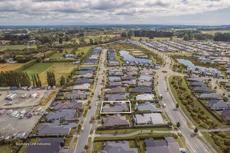 Photo of property in 112 Metehau Street, Marshland, Christchurch, 8083