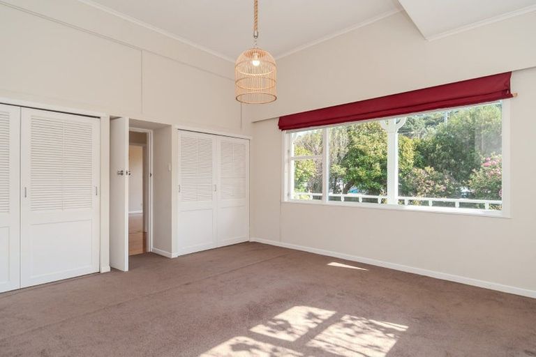 Photo of property in 89 Derwent Street, Island Bay, Wellington, 6023
