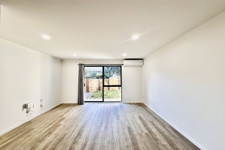 Photo of property in 50d Greenmeadows Avenue, Manurewa East, Auckland, 2102