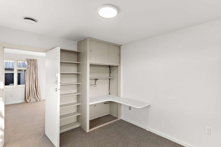 Photo of property in 32 Vagues Road, Northcote, Christchurch, 8052