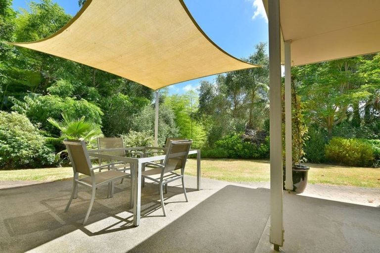 Photo of property in 275a Rimmer Road, Helensville, 0875