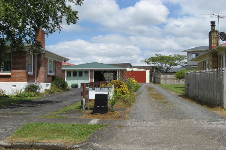 Photo of property in 5a Landscape Road, Pukekohe, 2120