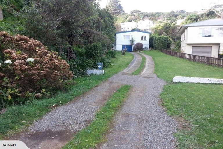 Photo of property in 32 Pembroke Road, Northland, Wellington, 6012