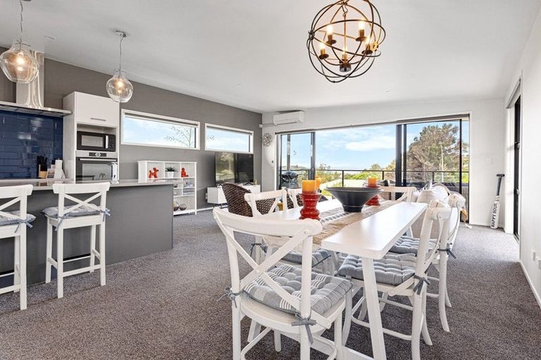 Photo of property in 33 Hihitahi Rise, Paihia, 0200