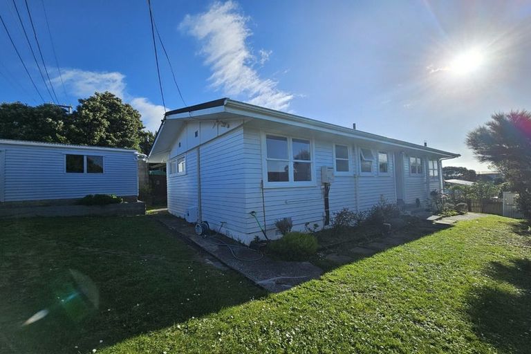 Photo of property in 96 Bracken Road, Paparangi, Wellington, 6037