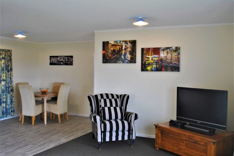 Photo of property in 15 Tikati View, Titahi Bay, Porirua, 5022