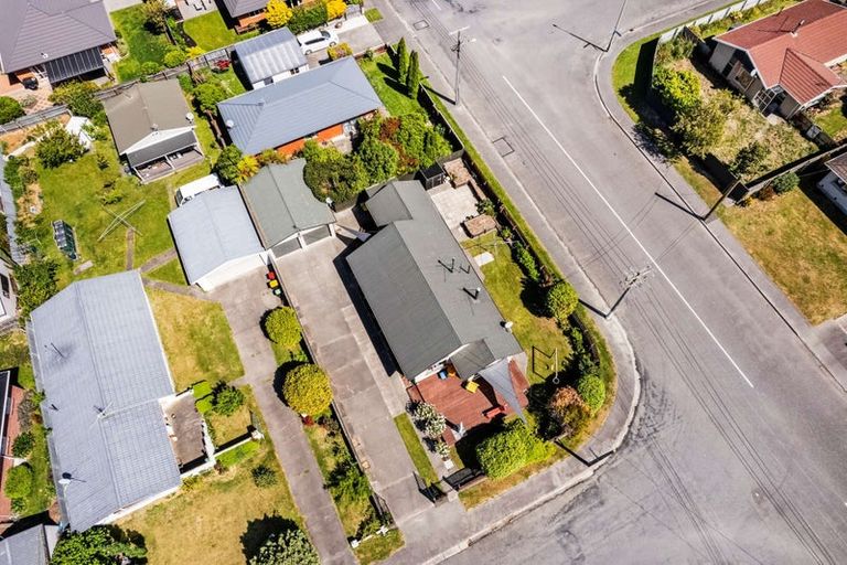 Photo of property in 19 Riwai Street, Templeton, Christchurch, 8042