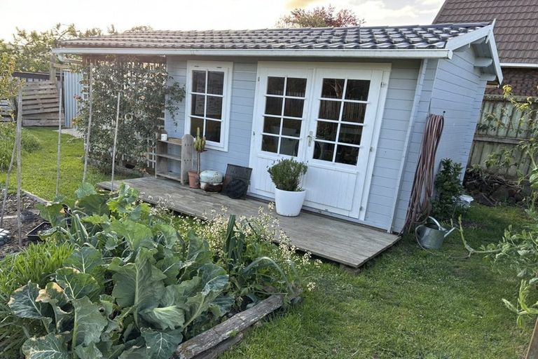 Photo of property in 6 Malcolm Street, Martinborough, 5711