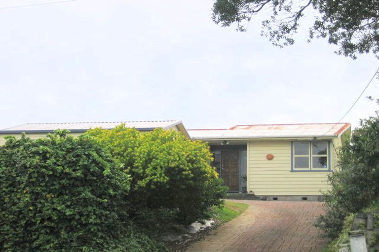 Photo of property in 253 Don Buck Road, Massey, Auckland, 0614
