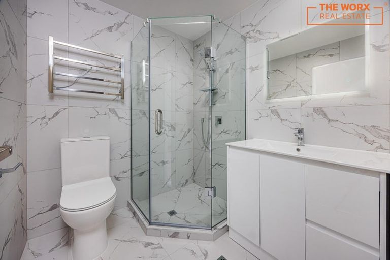 Photo of property in 56e Cyclamen Road, Mangere, Auckland, 2022