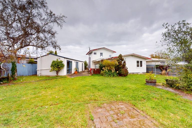 Photo of property in 7 Abraham Crescent, Milson, Palmerston North, 4414