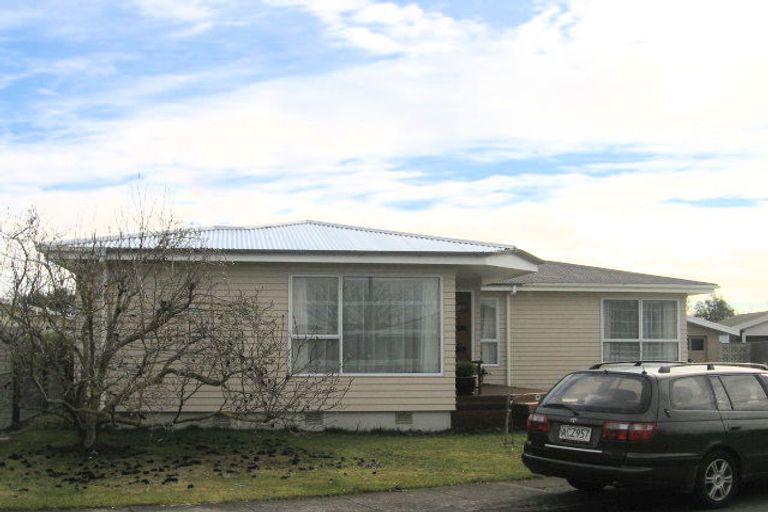 Photo of property in 1406 Warwick Place, Mayfair, Hastings, 4122