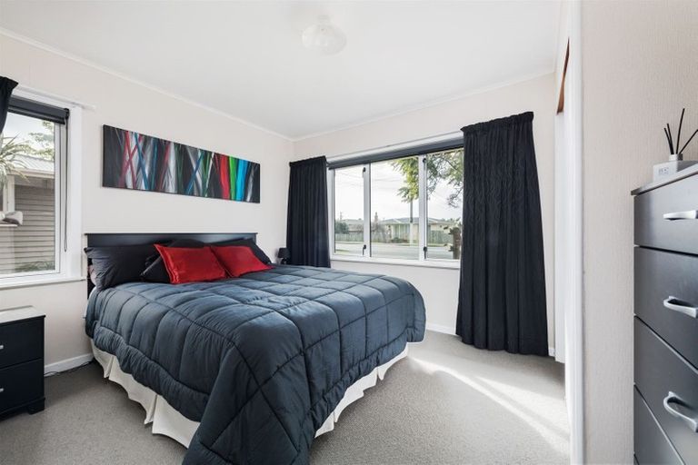 Photo of property in 638 Te Atatu Road, Te Atatu Peninsula, Auckland, 0610