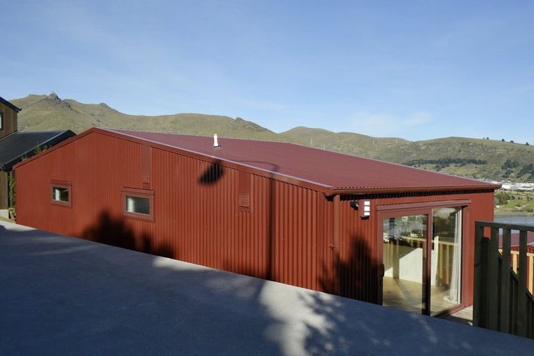 Photo of property in 9 Challis Place, Mount Pleasant, Christchurch, 8081