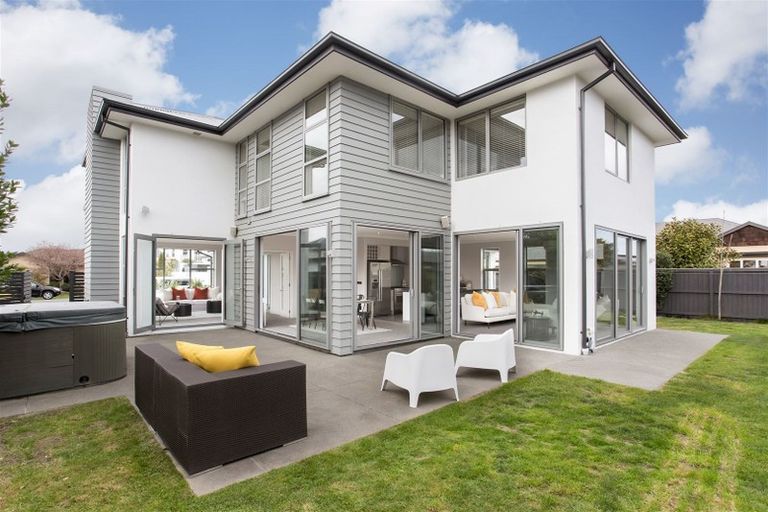 Photo of property in 7 Brookwater Avenue, Northwood, Christchurch, 8051