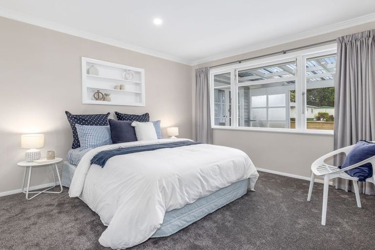 Photo of property in 11 Read Street, Levin, 5510