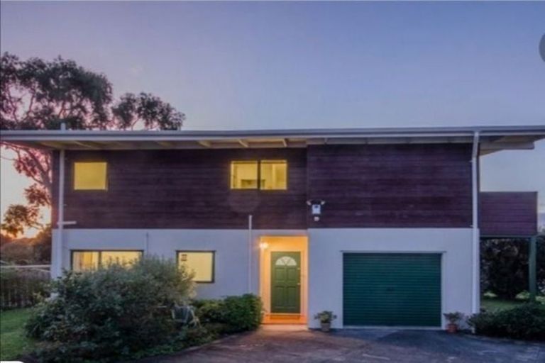 Photo of property in 18 Gilliam Street, New Lynn, Auckland, 0600