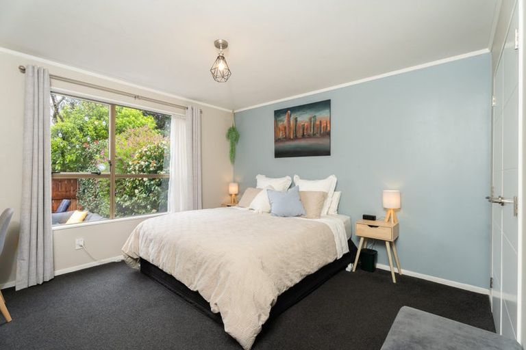 Photo of property in 2 Makatote Grove, Churton Park, Wellington, 6037