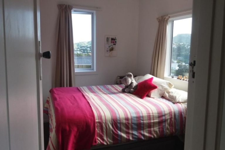 Photo of property in 51 Pembroke Road, Northland, Wellington, 6012