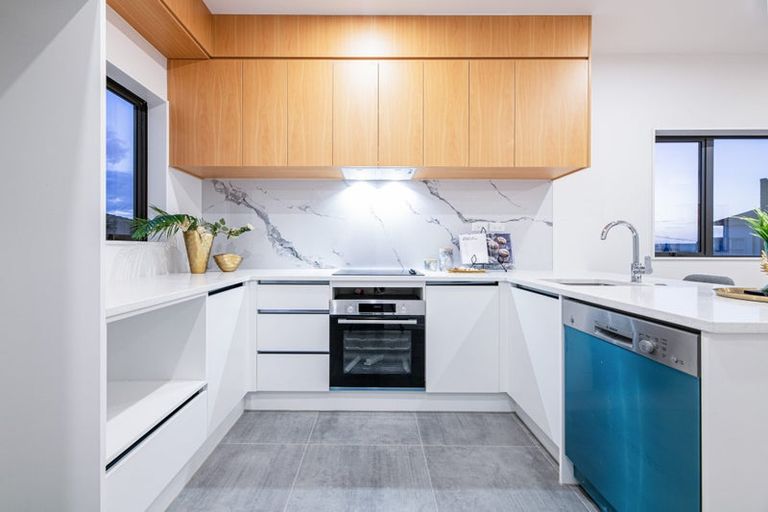 Photo of property in 4/50 Newington Road, Henderson, Auckland, 0612