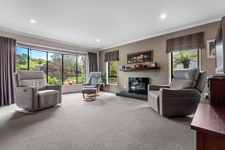 Photo of property in 15 Fairway Oaks Drive, Waikanae Beach, Waikanae, 5036