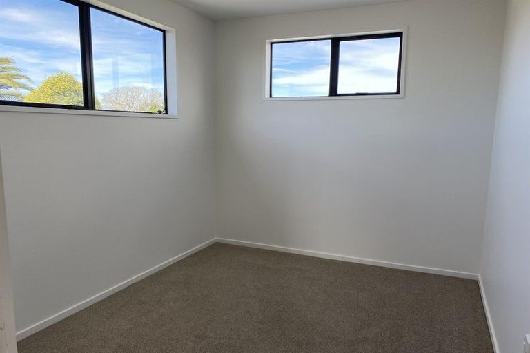 Photo of property in 8 Brixton Street, Islington, Christchurch, 8042